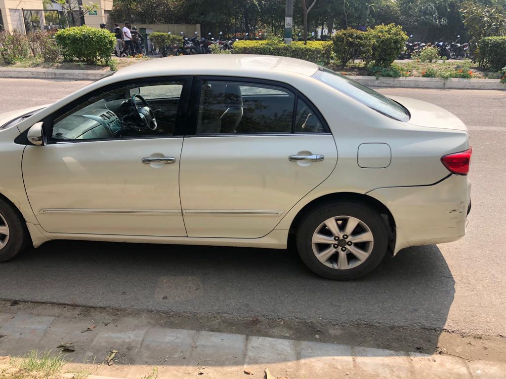 2012 Toyota Corolla Altis D-4DG thumb
