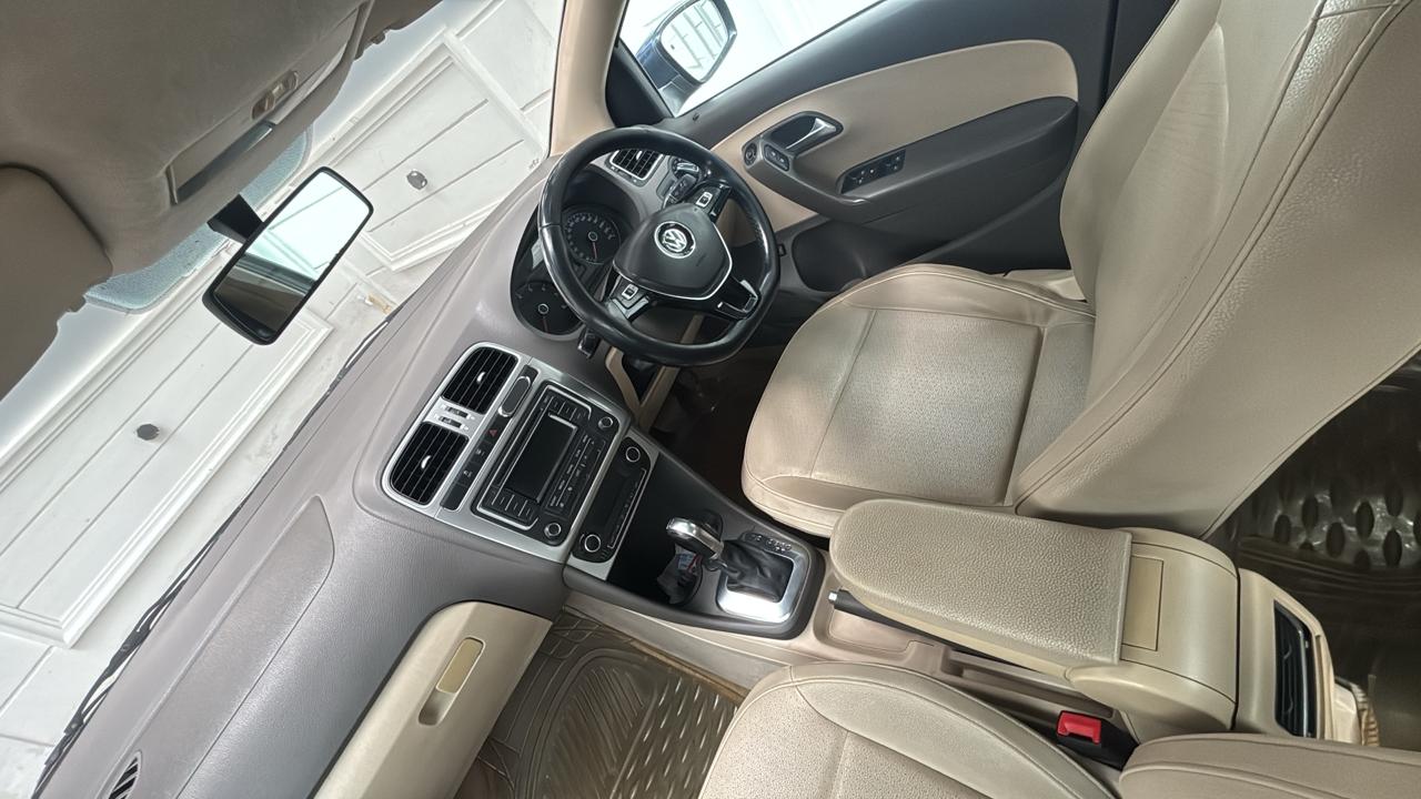 2015 Volkswagen Vento TSI thumb