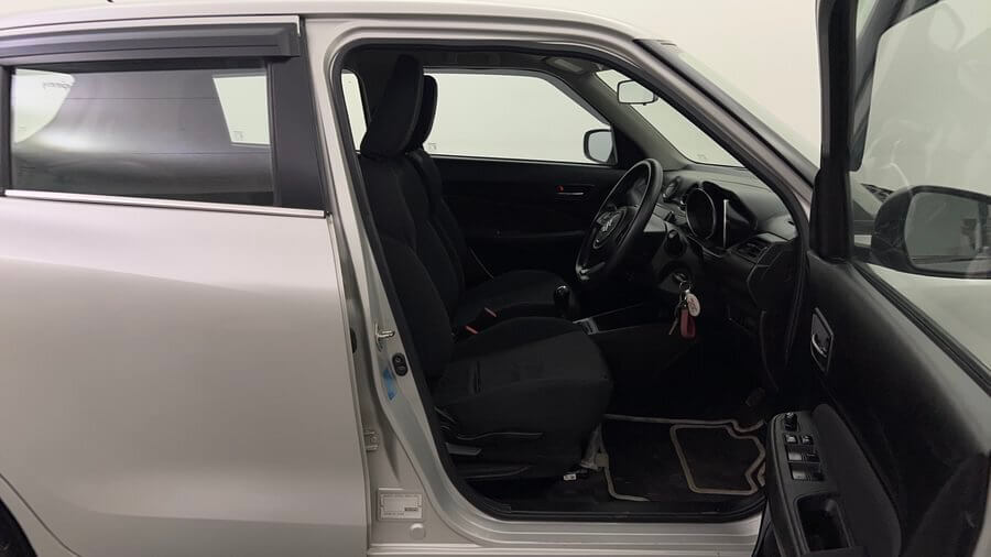 2018 Swift VXi thumb