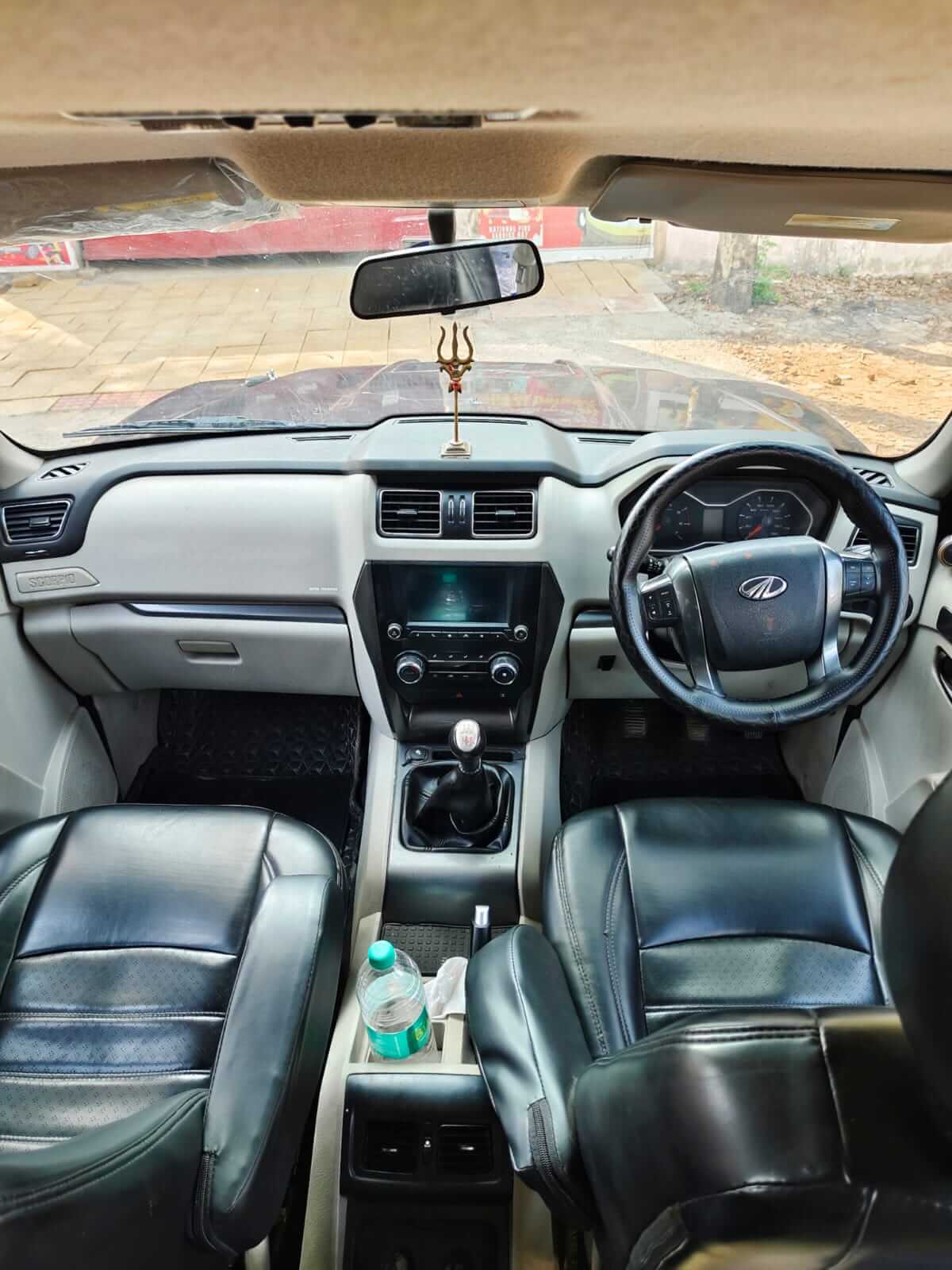 2019 Mahindra Scorpio S9 thumb